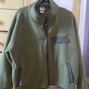 NWT north face fleece jacket